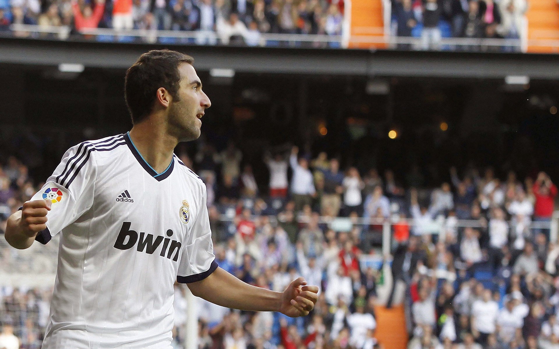 欧宝直播 -梅西连续十五场比赛得分超过赛况扑朔迷离，MAD挑战极限！